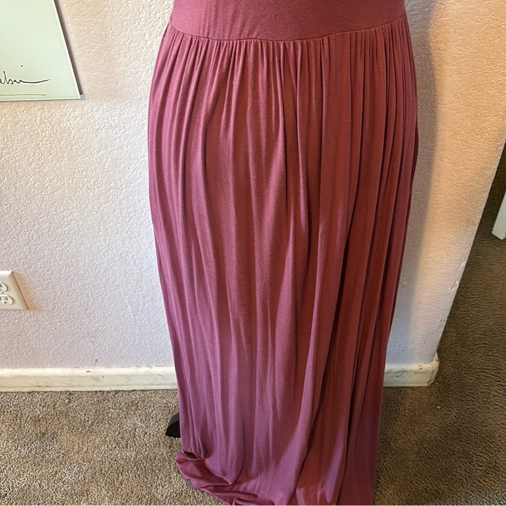 Maxi dress with pockets size small - Picture 3 of 8